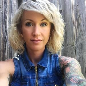 Meet your Posher, Brooke